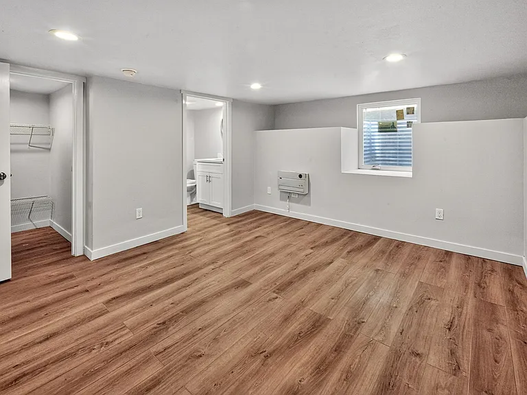 7302B 14th Ave NW — Photo 9