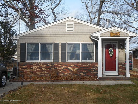 2nd image of 233 Morris Boulevard