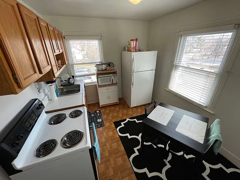 31 W Main St #2 — Photo 5