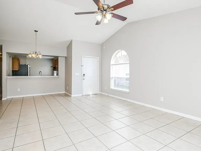 2294 Santa Lucia St — Photo 4