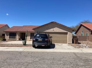 9251 N Golden Finch Ave, Tucson, AZ 85742