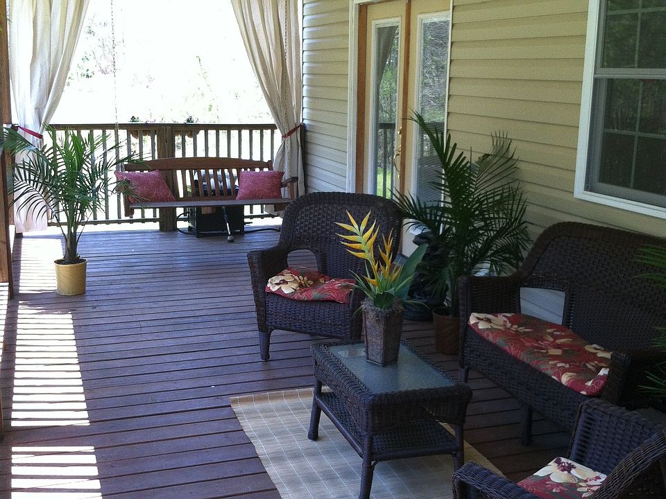 Front deck