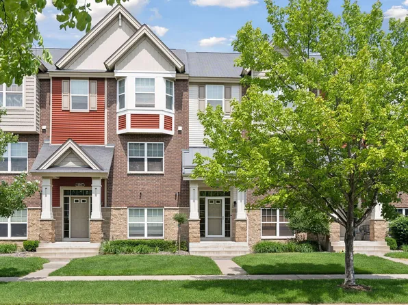 11935 Emery Village Dr N, Champlin, MN 55316