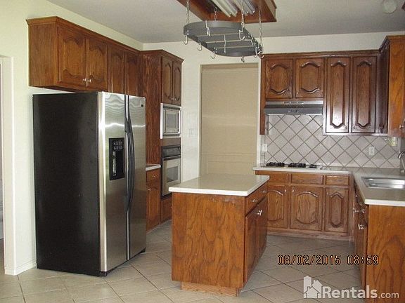 3rd image of 5089 Golfside Dr