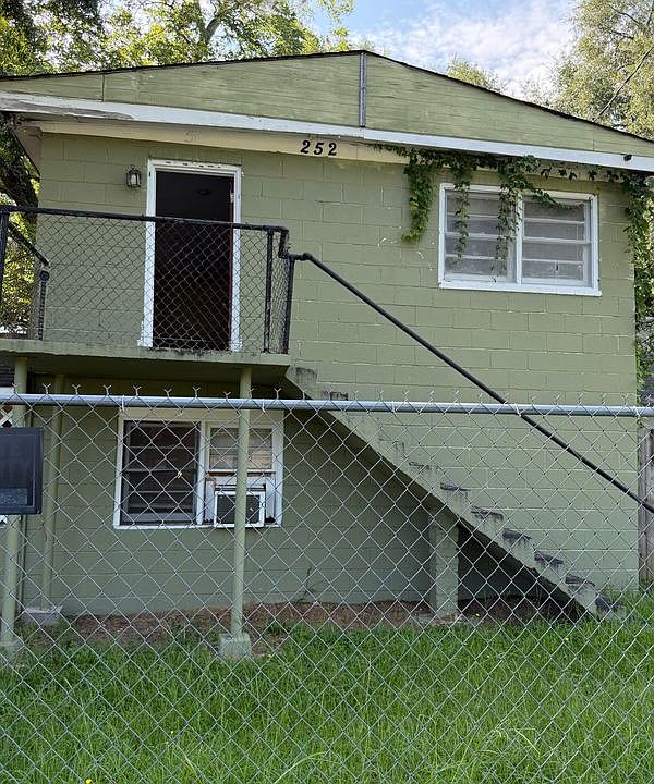 1st image of 252 Margaret Ave Unit 5