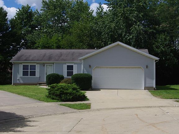 2nd image of 1705 Willow Ct