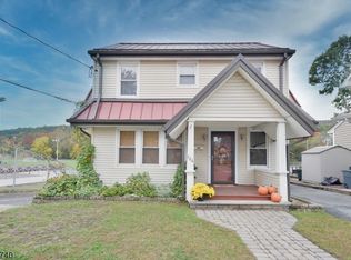 164 Bamford Ave, Hawthorne, NJ 07506