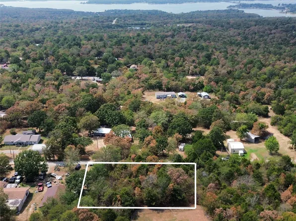 36 Betty Rd, Eufaula, OK 74432