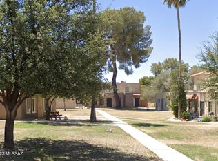 6750 E Calle La Paz UNIT C, Tucson, AZ 85715