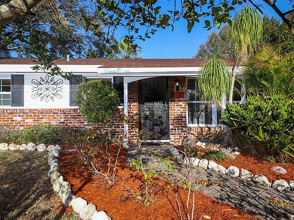 2nd image of 2616 Darwin Ave