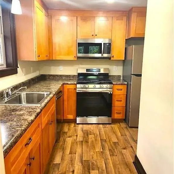 3020 Grand Ave S — Photo 10