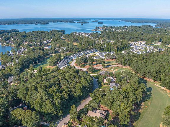 3rd image of 118 Lake Summit Dr