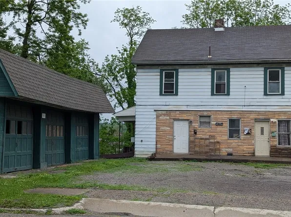 133 Parkway St, Struthers, OH 44471