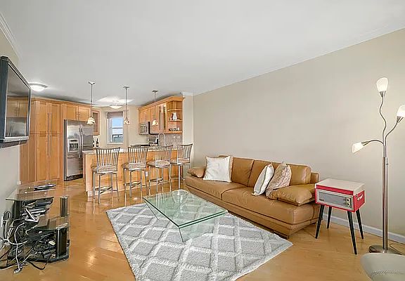 5th image of 5800 Arlington Ave APT 9M