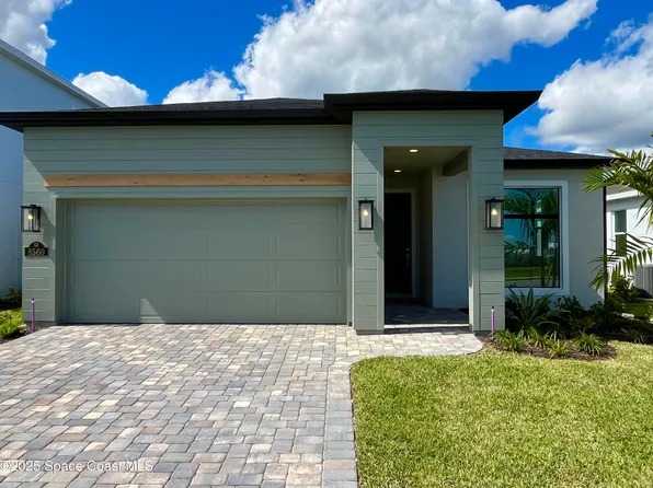 8560 Langila Dr, Melbourne, FL 32940