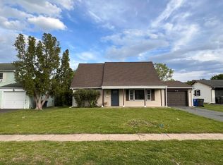 8 Marboro Ln, Willingboro, NJ 08046