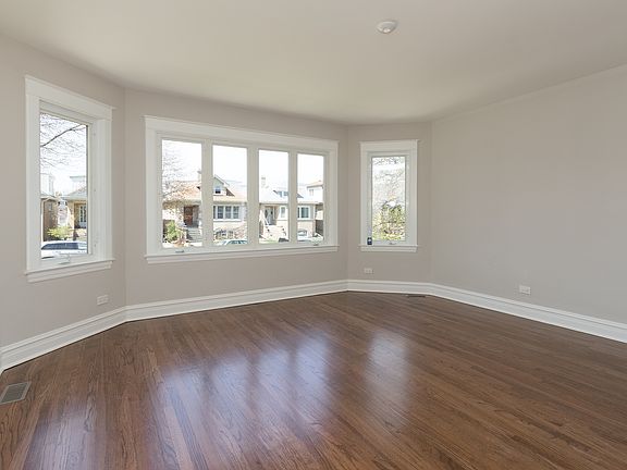 2nd image of 3125 N 77th Ave