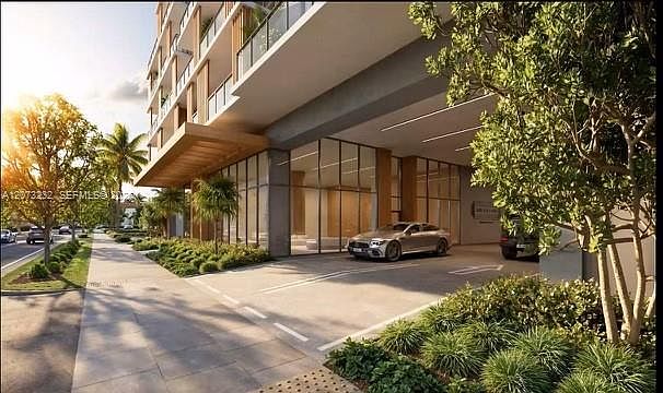 1st image of 2040 NE 163rd St #808
