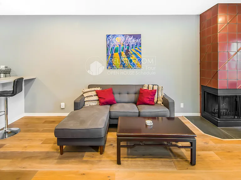 1425 Vallejo St #205 — Photo 5
