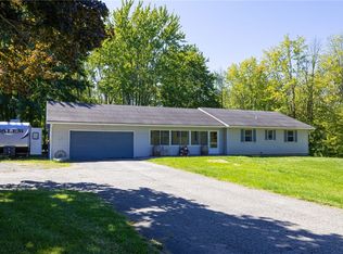 1838 Paddy Ln, Ontario, NY 14519