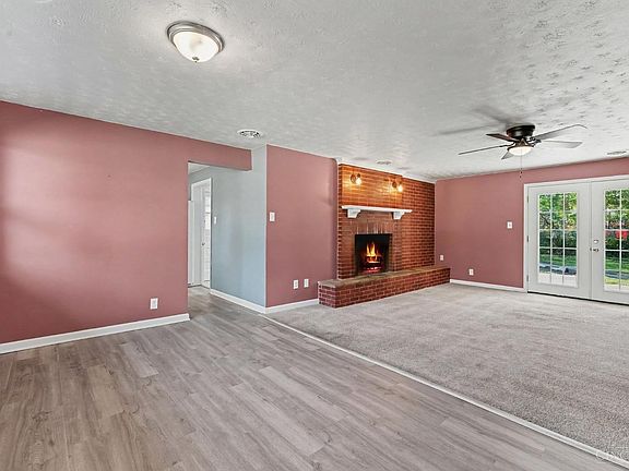 2nd image of 5 Maple Ave