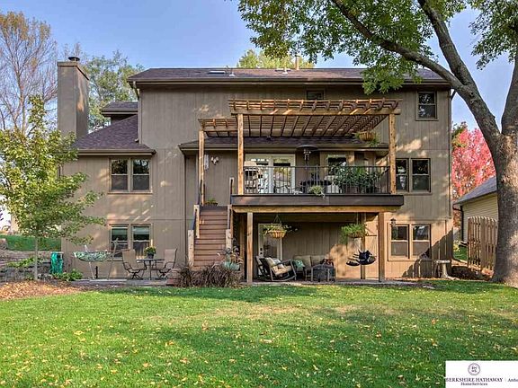 2nd image of 15329 Summerwood Dr