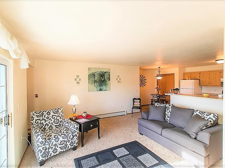 Gateway Estates Apartments — Photo 78