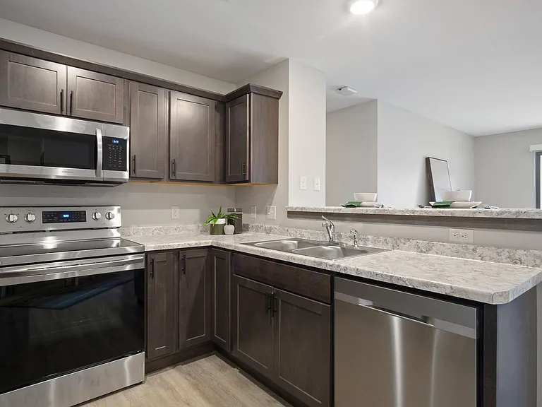 786 Peregrine Cir — Photo 82