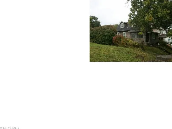 39 Reed St, Struthers, OH 44471