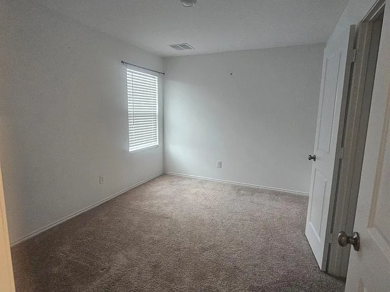 2306 Tornado Aly — Photo 13