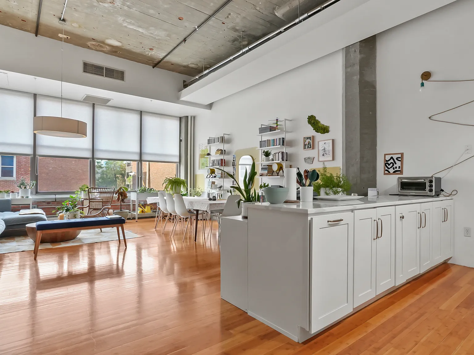 1 bed, 865 sqft, $2,850 — Photo 3
