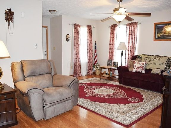 4th image of 3901 Rosette Dr