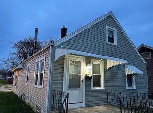 996 N Kennedy Dr, Kankakee, IL 60901