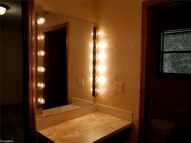 704 Aspen Trl — Photo 10