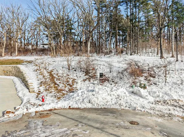 6104 Davenport Dr, Madison, WI 53711