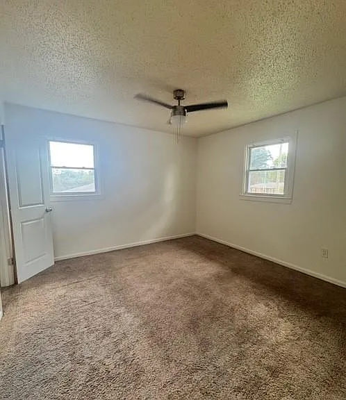 608 N College Dr #3 — Photo 39