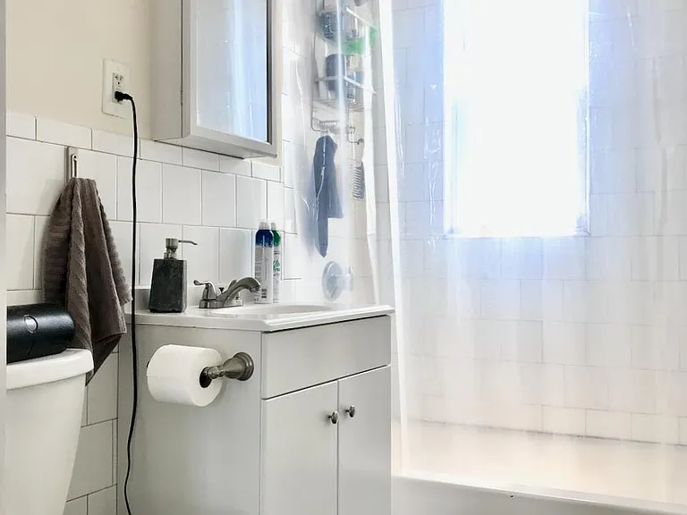 236 Cedar St #3 — Photo 10