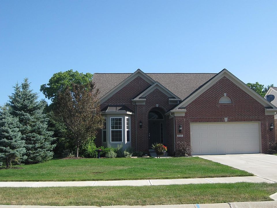 1st image of 8752 W Cobblestone Dr