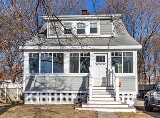 724 East St, Dedham, MA 02026