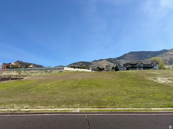 2970 N Mahogony Valley Rd E, Logan, UT 84341