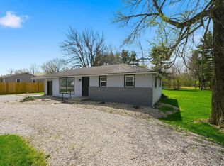 7732 Hosler Rd, Leo, IN 46765