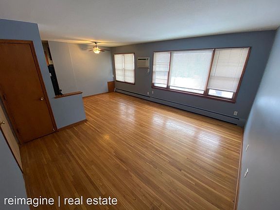 5th image of 3211 Minnehaha Ave #2