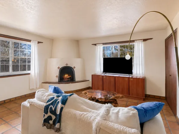 414 B Camino Don Miguel #A, Santa Fe, NM 87505