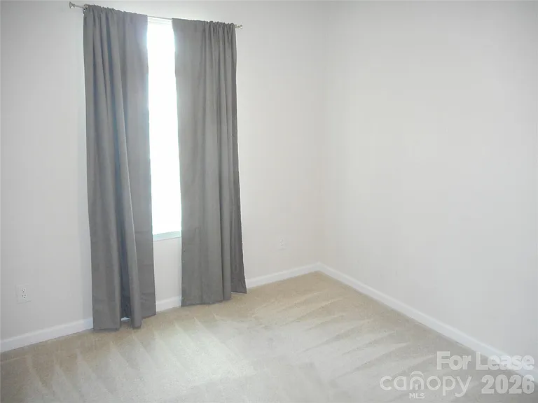 2105 Autumn Olive Ln — Photo 14