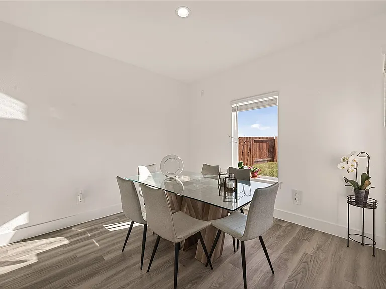 3415 Dursley Landing Ct — Photo 8