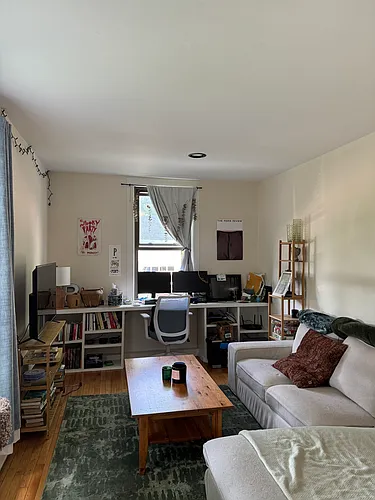 130 Robinson Pkwy #1 Photo 1 130 Robinson Pkwy #1 Photo 1