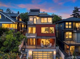 2619 Warren Avenue N, Seattle, WA 98109