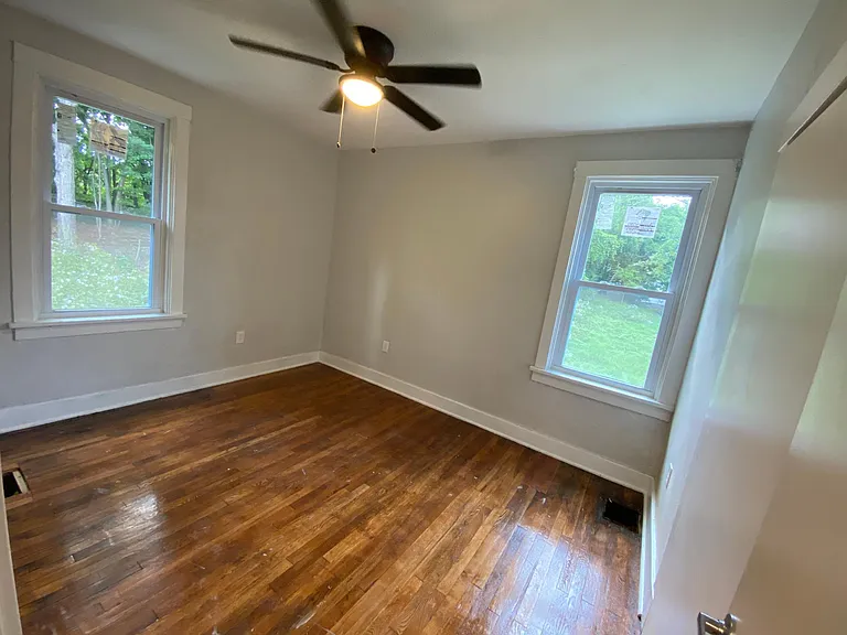 7008 Lemington Ave — Photo 7