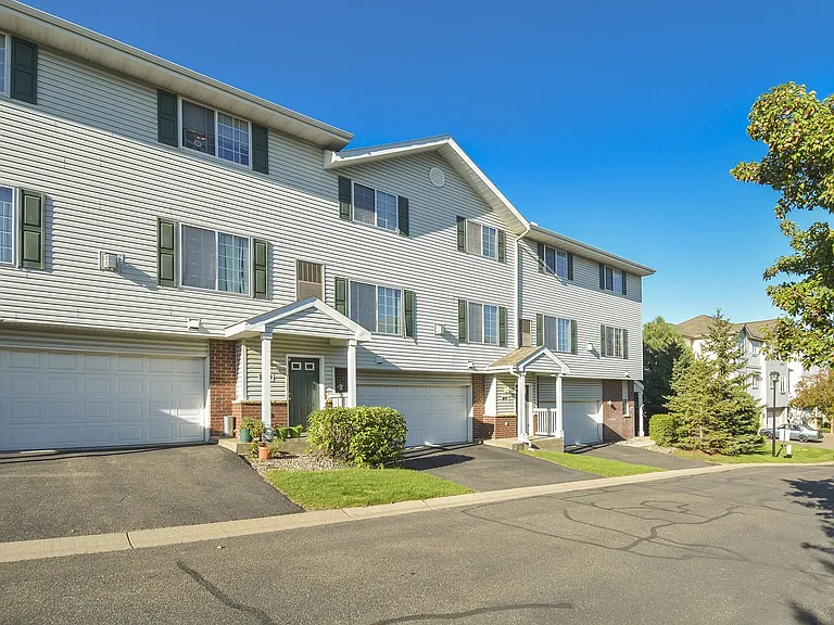 Wyngate — Photo 45