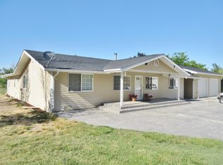 2381 S Wenas Rd, Selah, WA 98942
